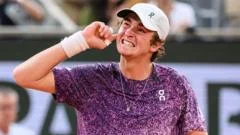 Fonseca's French Open Triumph Marks a Significant Milestone in Tennis
