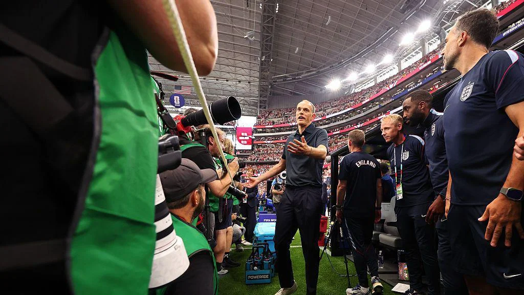 Thomas Tuchel speaks to photographers