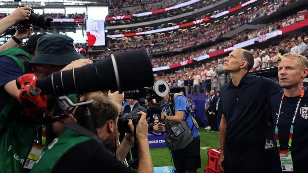 Thomas Tuchel has loads of cameras blocking his view of the pitch