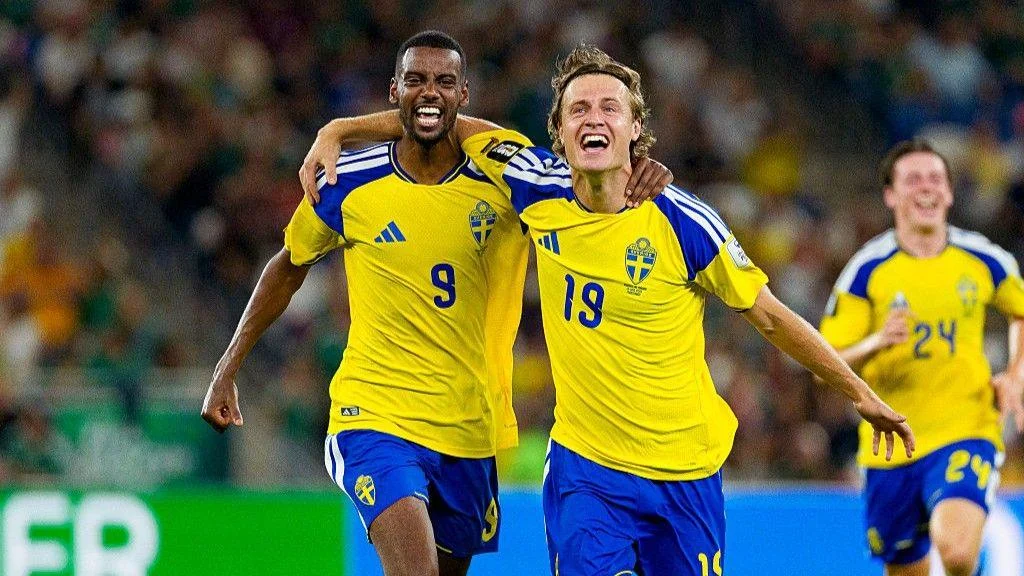 Alexander Isak and Mattias Svanberg