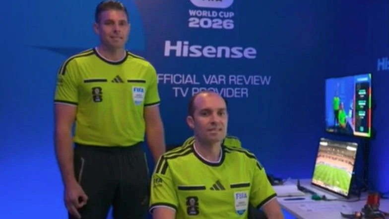 A picture showing Shaun Evans' gesture