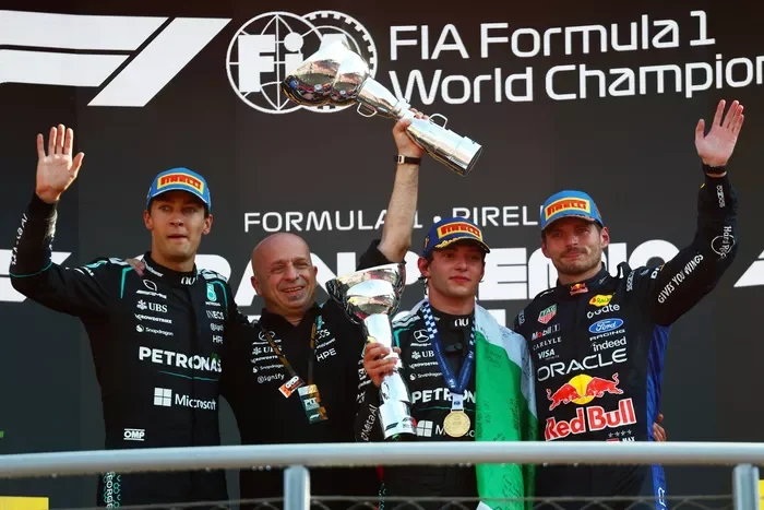 Andrea Kimi Antonelli, Mercedes, Max Verstappen, Red Bull Racing, George Russell, Mercedes