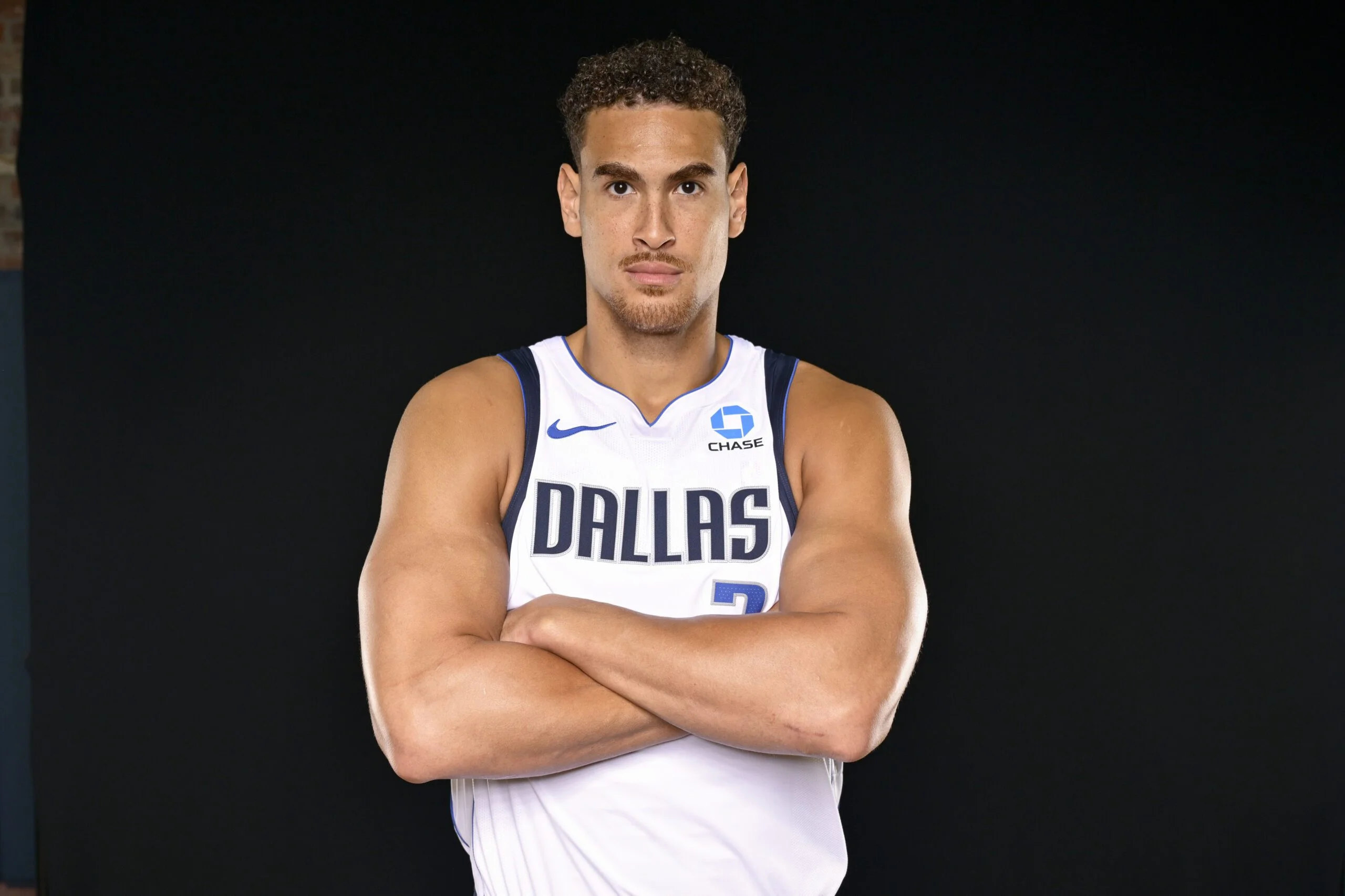 Dwight Powell Reveals What Sets This Year’s Mavericks Team Apart From Previous Seasons